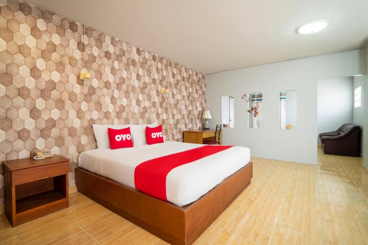Oyo 663 Green Beach Room Pattaya Exterior photo