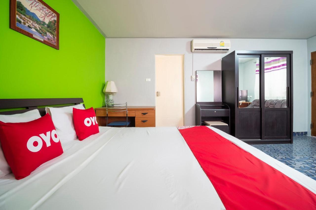 Oyo 663 Green Beach Room Pattaya Exterior photo